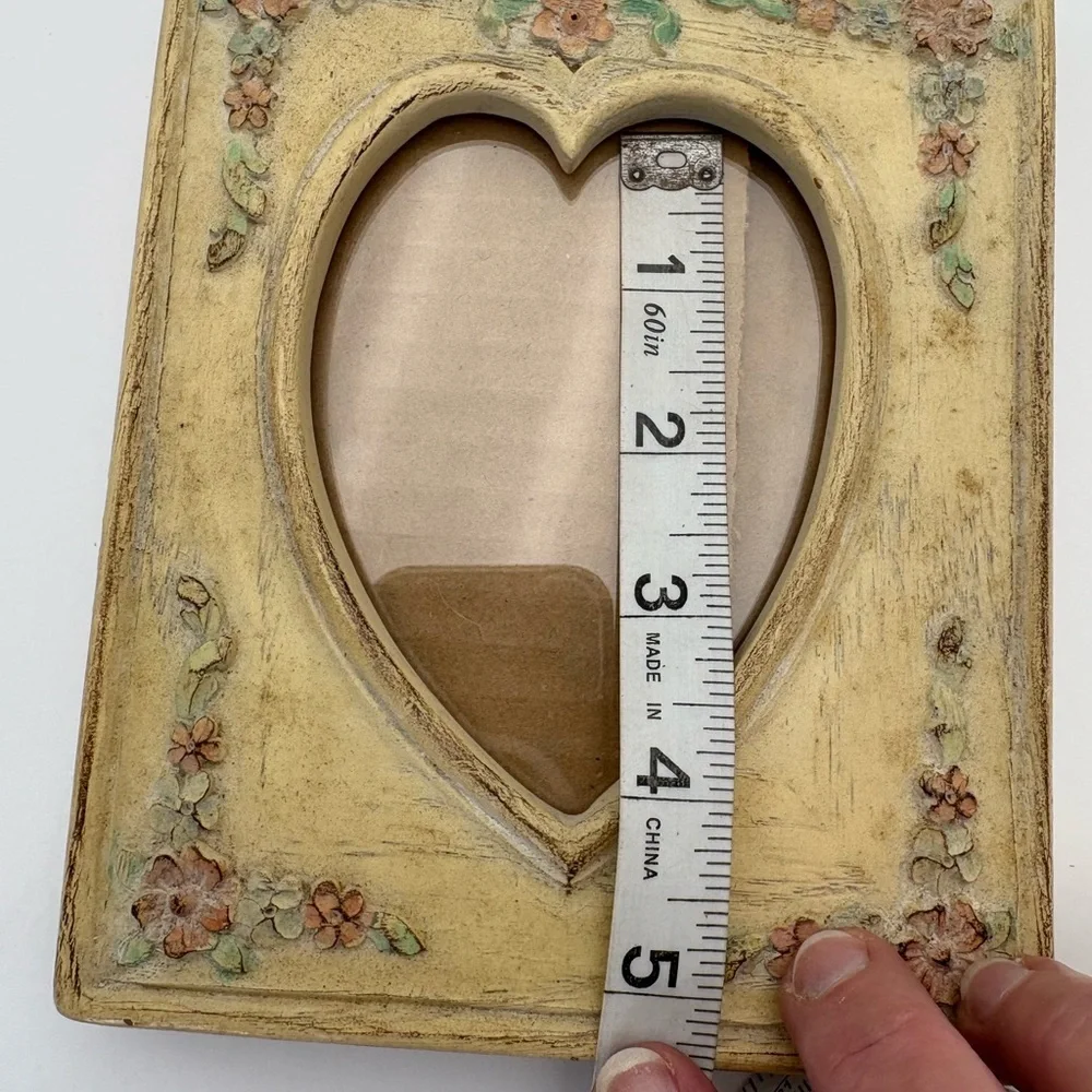 Vintage Floral Heart Frame